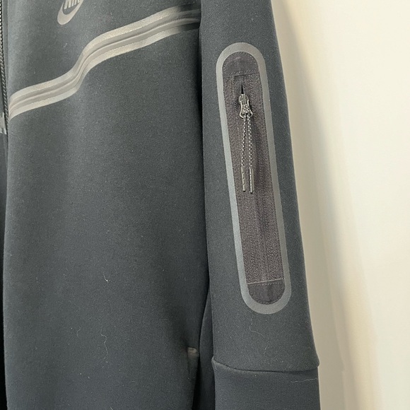 New without tags.  Men’s Nike tech fleece Windrunner zip up - Picture 5 of 8